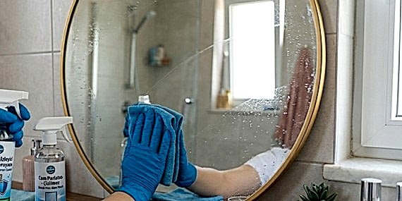 Ayna Temizliğinde Kimyasal Seçimi ve Yüzey Koruma, Ayna Temizliğinde Kimyasal Seçimi ve Yüzey Koruma